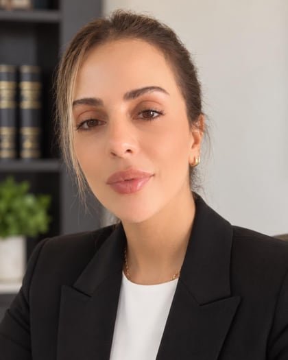 Portrait of Carine Youssef